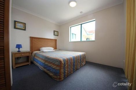 Property photo of 44/112-116 Surf Parade Broadbeach QLD 4218