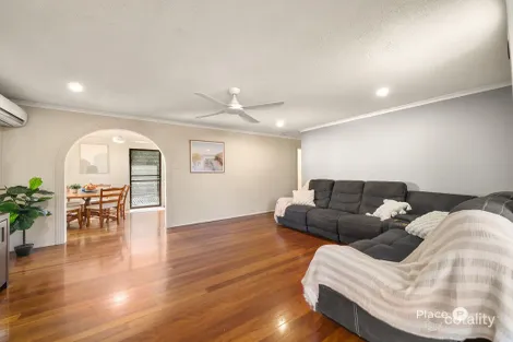 Property photo of 9 Arcadia Crescent Kippa-Ring QLD 4021