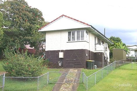 Property photo of 36 Falkirk Street Stafford Heights QLD 4053