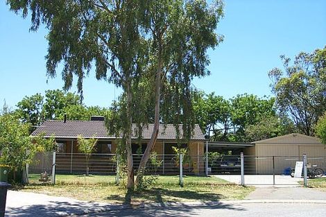 12 Pollitt Cl, Armadale, WA 6112