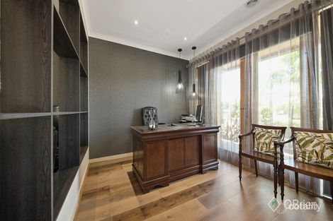 Property photo of 28 Grandvue Boulevard Pakenham VIC 3810