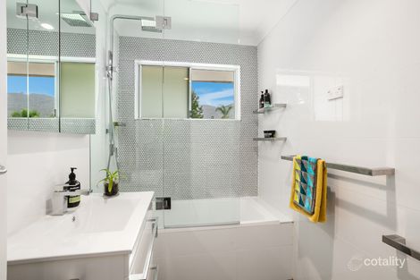 Property photo of 2/56 Foothills Road Balgownie NSW 2519