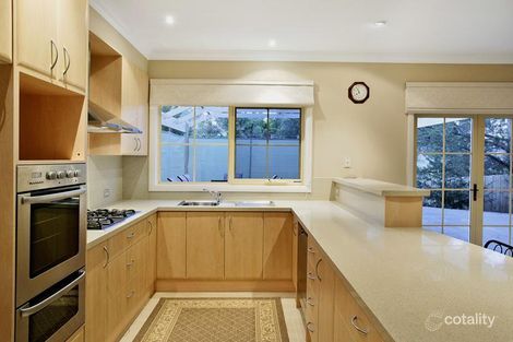 Property photo of 2/65 Orchard Crescent Mont Albert North VIC 3129