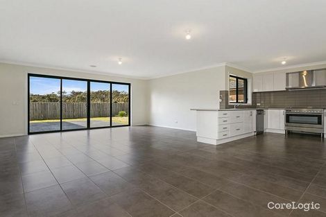 Property photo of 8 Rosie Drive Broadford VIC 3658