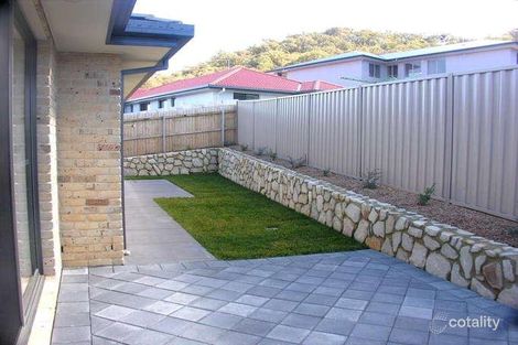 Property photo of 2 Urangarra Place Jerrabomberra NSW 2619