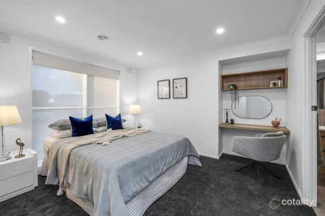 Property photo of 10 Bootie Court Endeavour Hills VIC 3802