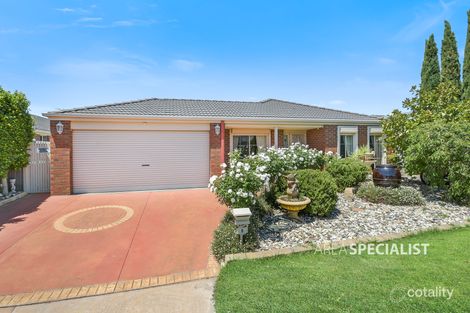 Property photo of 5 St Cloud Court Cranbourne North VIC 3977