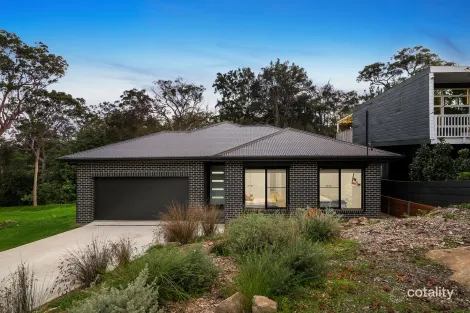 Property photo of 46 Green Parade Valley Heights NSW 2777