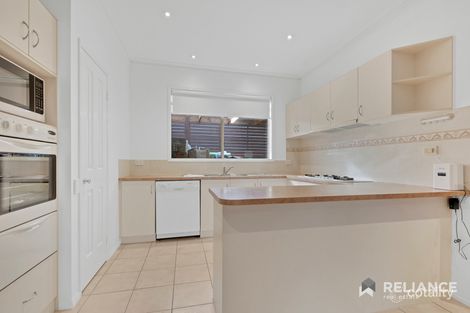 Property photo of 8 Thorpe Place Burnside VIC 3023