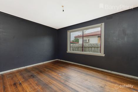 Property photo of 11 Tasman Avenue Deer Park VIC 3023