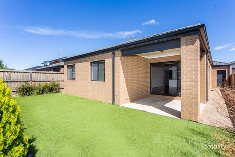 Property photo of 3 Fairwater Drive Point Cook VIC 3030