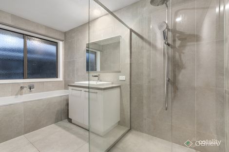Property photo of 7 Di Blasi Court Skye VIC 3977