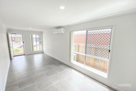 2/137 Regatta Cct, Burpengary, QLD 4505