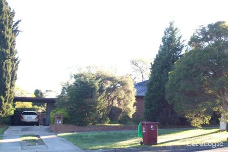 Property photo of 185 James Cook Drive Endeavour Hills VIC 3802