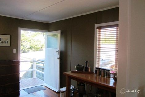 Property photo of 61 Thynne Avenue Norman Park QLD 4170