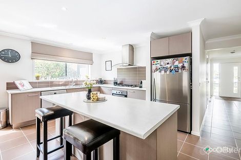 Property photo of 3 Finn Place Lyndhurst VIC 3975