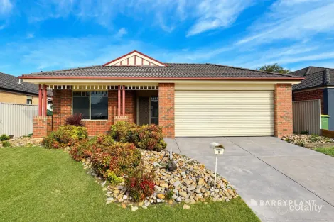 9 Avoca Pl, Pakenham, VIC 3810
