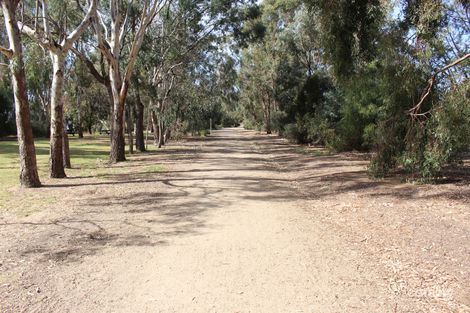 Property photo of 61 Anchorage Way Yarrawonga VIC 3730