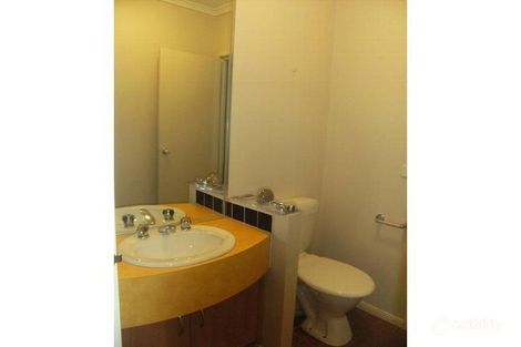 Property photo of 10 Rowlandson Place Taylors Lakes VIC 3038