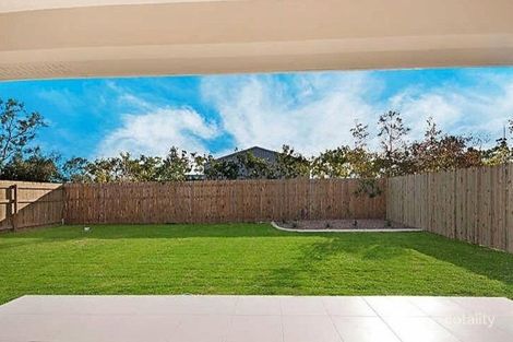 Property photo of 25 Pongamia Parade Mount Low QLD 4818