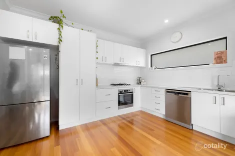 Property photo of 1 Zoe Close Kilsyth VIC 3137