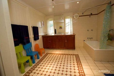 Property photo of 22 Princes Road Hyde Park QLD 4812