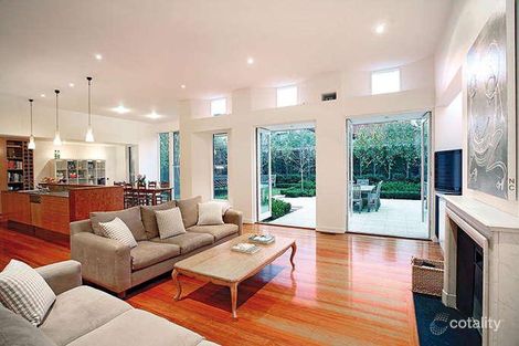 Property photo of 21 Malakoff Street Caulfield North VIC 3161