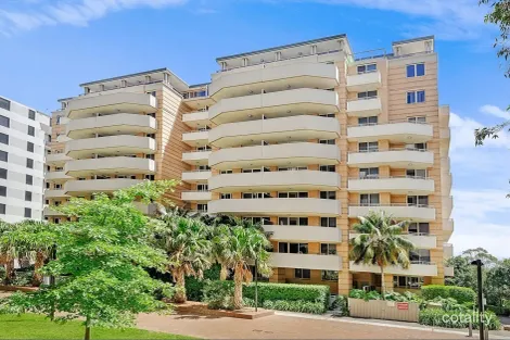 18/4-10 Pound Rd, Hornsby, NSW 2077