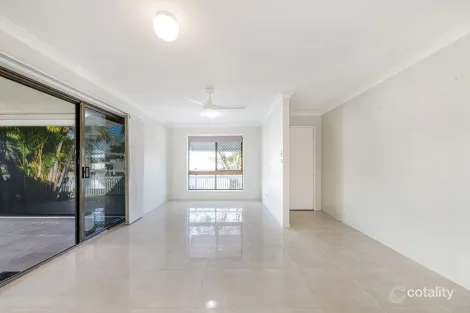 Property photo of 1/15 Wills Avenue Golden Beach QLD 4551