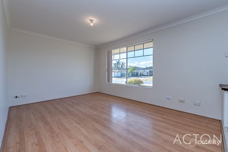 Property photo of 6 Caliso Court Warnbro WA 6169