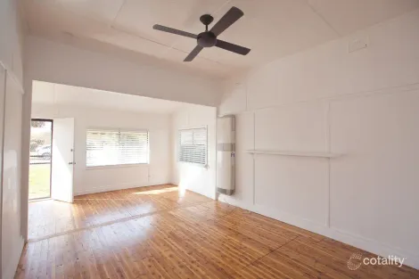 Property photo of 28 Couch Road Griffith NSW 2680