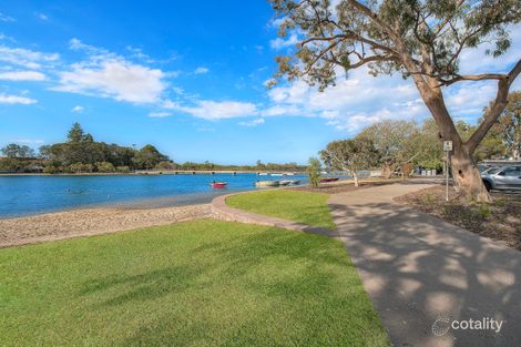 Property photo of 1/61 Bradman Avenue Maroochydore QLD 4558