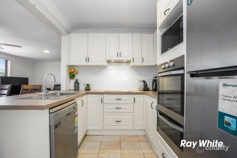 Property photo of 4 Olliver Crescent St Clair NSW 2759