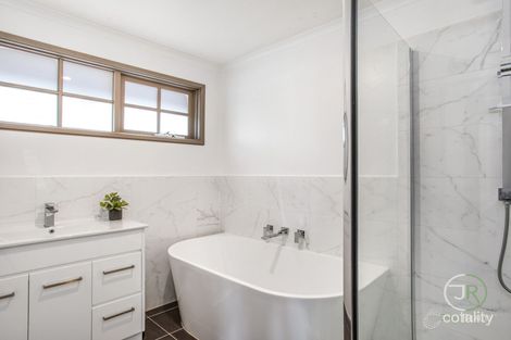 Property photo of 17 Toirram Crescent Cranbourne VIC 3977