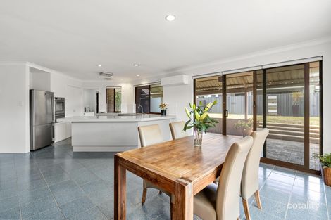 Property photo of 1 Sanders Loop Kardinya WA 6163
