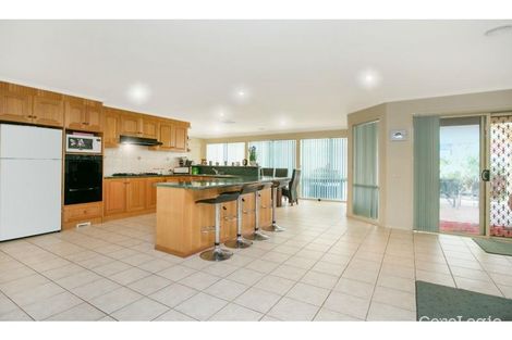 Property photo of 4 Manor Court Cranbourne East VIC 3977