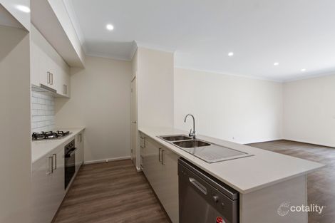34 Attain Walk, Roxburgh Park, VIC 3064