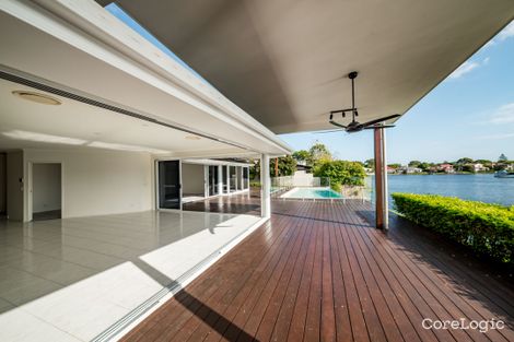 Property photo of 35 Shorehaven Drive Noosaville QLD 4566