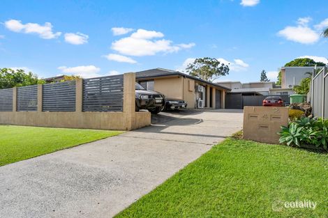 Property photo of 1/4 Ruth Anne Close Labrador QLD 4215