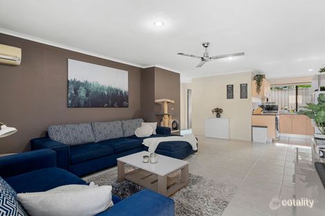 Property photo of 1/4 Ruth Anne Close Labrador QLD 4215