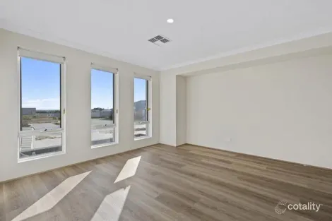 24 Middalya Rd, Golden Bay, WA 6174