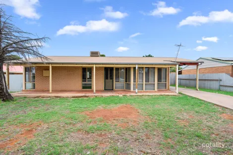 4 Keegan St, Boulder, WA 6432