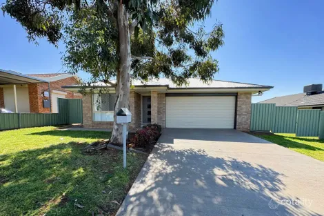 Property photo of 6 Warragrah Place Parkes NSW 2870