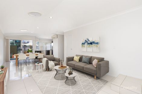 Property photo of 1/99 Adelaide Street Carina QLD 4152
