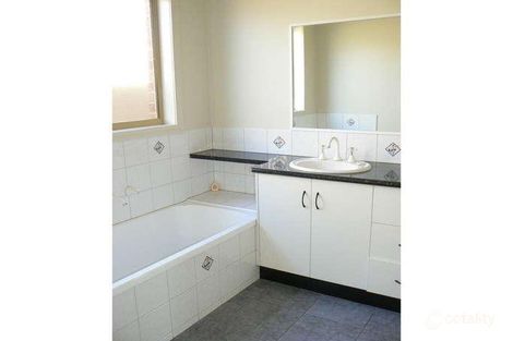 Property photo of 2/2-4 Echuca Street Moama NSW 2731