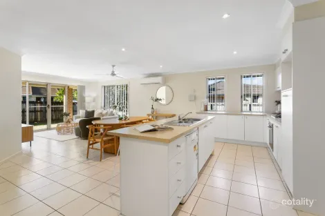 Property photo of 10 Rhiannon Court Bellmere QLD 4510