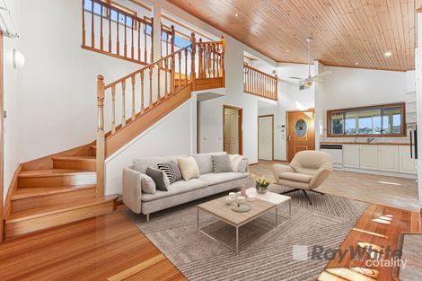 Property photo of 27 Singleton Drive Endeavour Hills VIC 3802