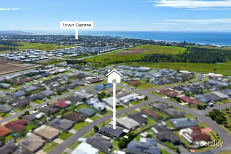 Property photo of 10 Flagtail Avenue Old Bar NSW 2430