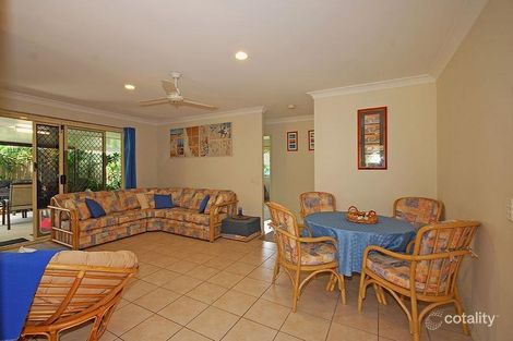 Property photo of 2/5 Dauphin Crescent Merrimac QLD 4226