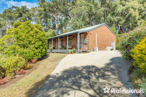 Property photo of 14 Stringybark Boulevard Mount Evelyn VIC 3796